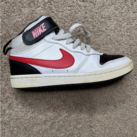 EUC Nike Court Borough Mid 2 High-Top CD7782-110 White Red US Size 5Y - Picture 4 of 4